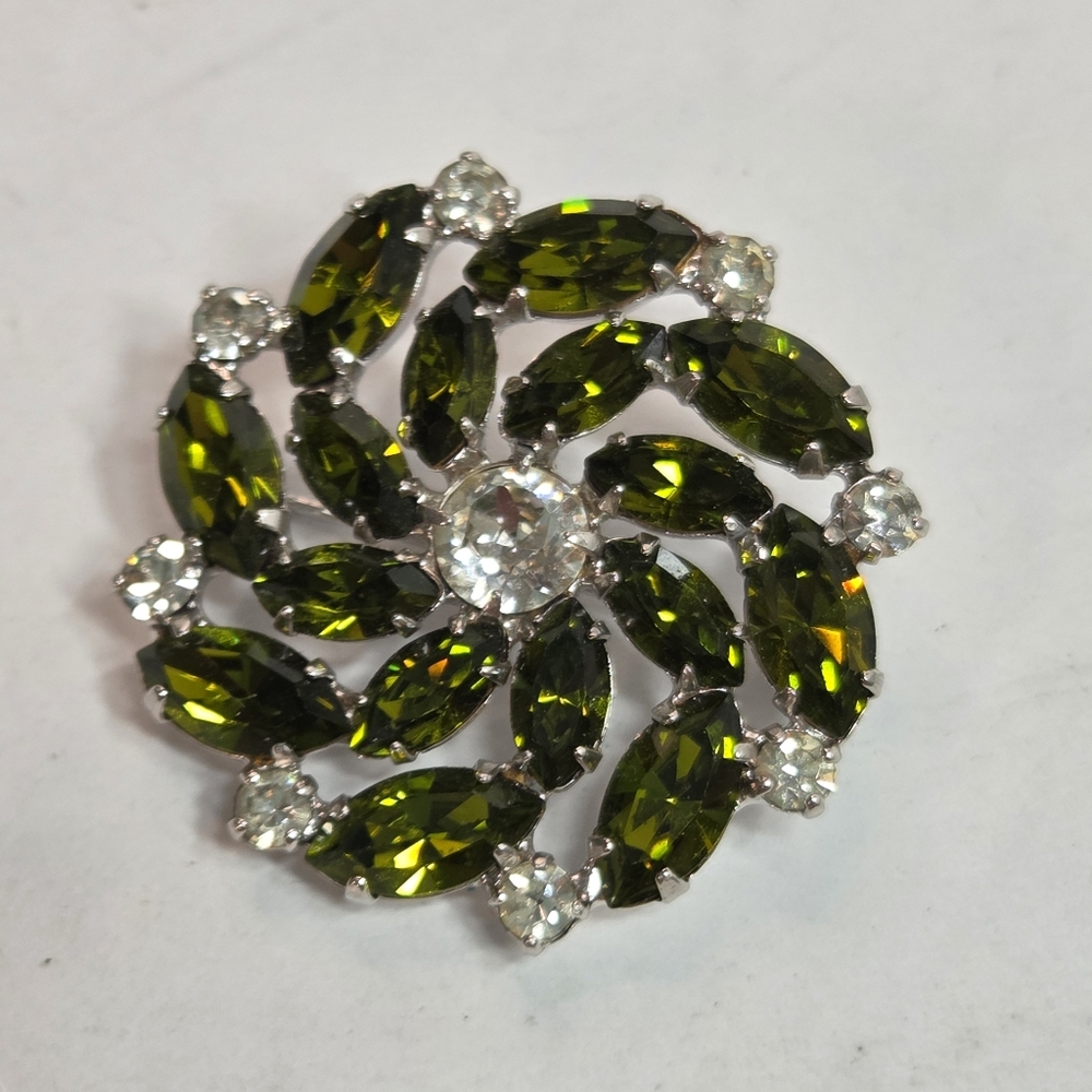 b. david green clear rhinestone swirl flower brooch pin silver tone sparkly bold